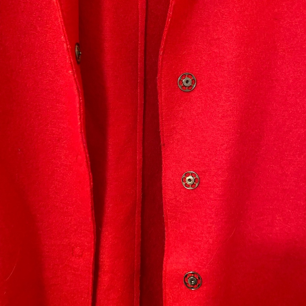 Red wool coat - Picture 2 of 6